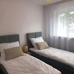 Dom 4 Sezony * Oslonin
