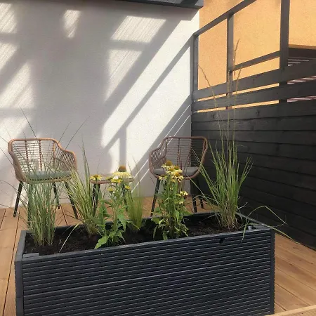 Holiday home Dom 4 Sezony Oslonin