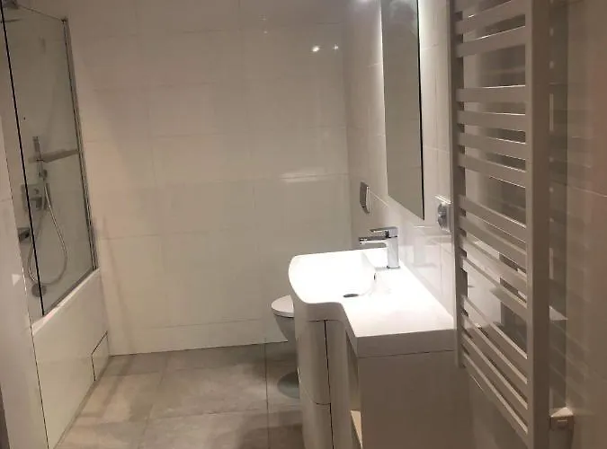 Ferienhaus Dom 4 Sezony Oslonin